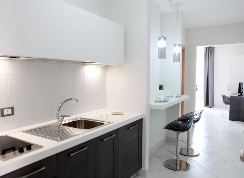 Aparthotel Brezza Di Grecale Trapani Habitación foto